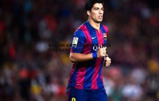 爱游戏官网-无锡球迷展现文明风尚，赛后自发清理看台不留一片垃圾